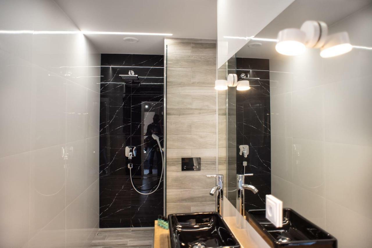 Appartement Apartament Antresola Drzewna à Zielona Góra Extérieur photo